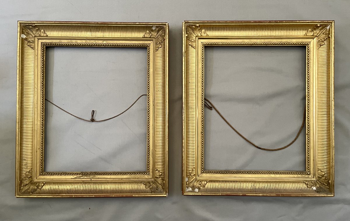  Paire de cadres à canaux- 72 x 62 cm