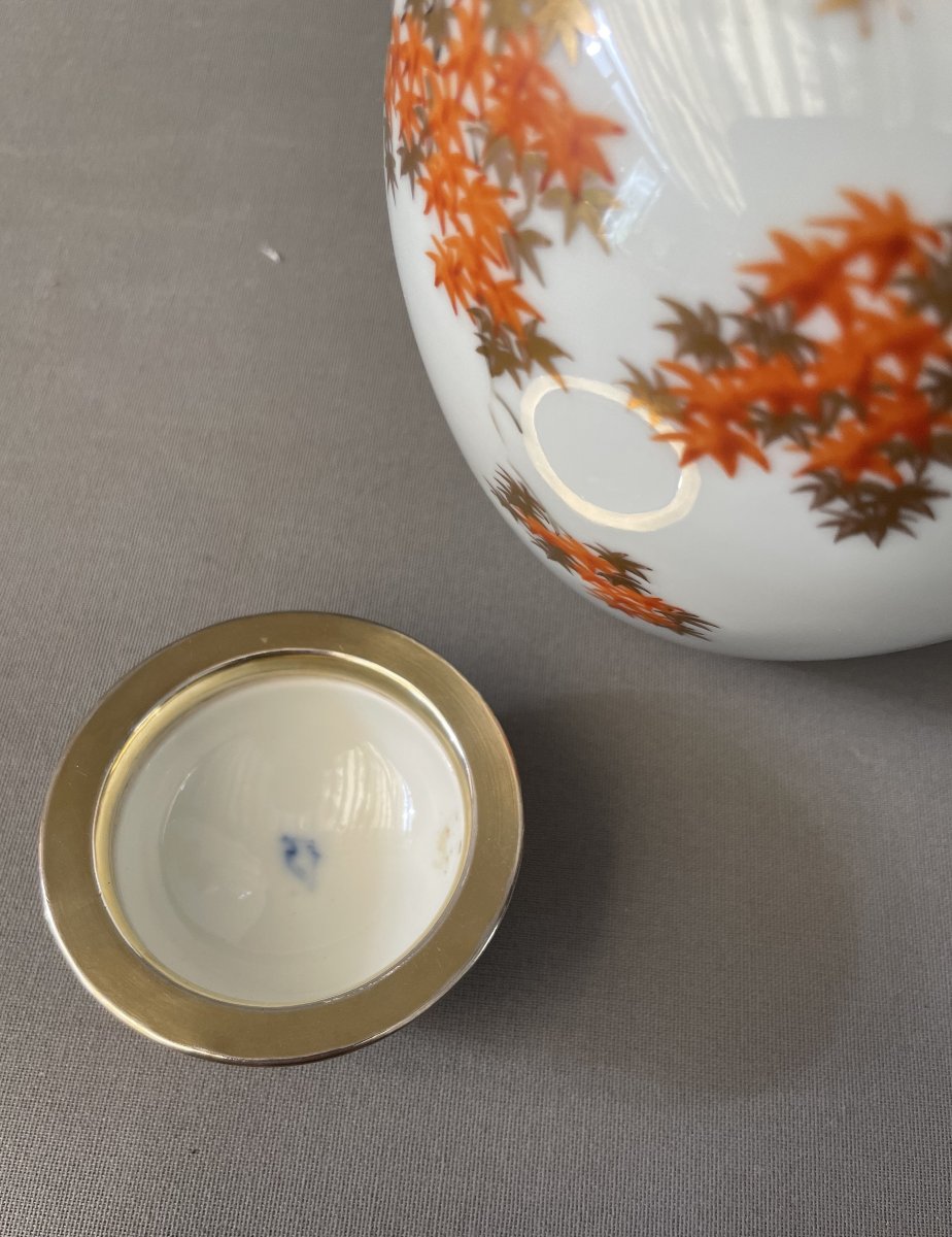 Pot couvert en porcelaine monture argent-photo-2