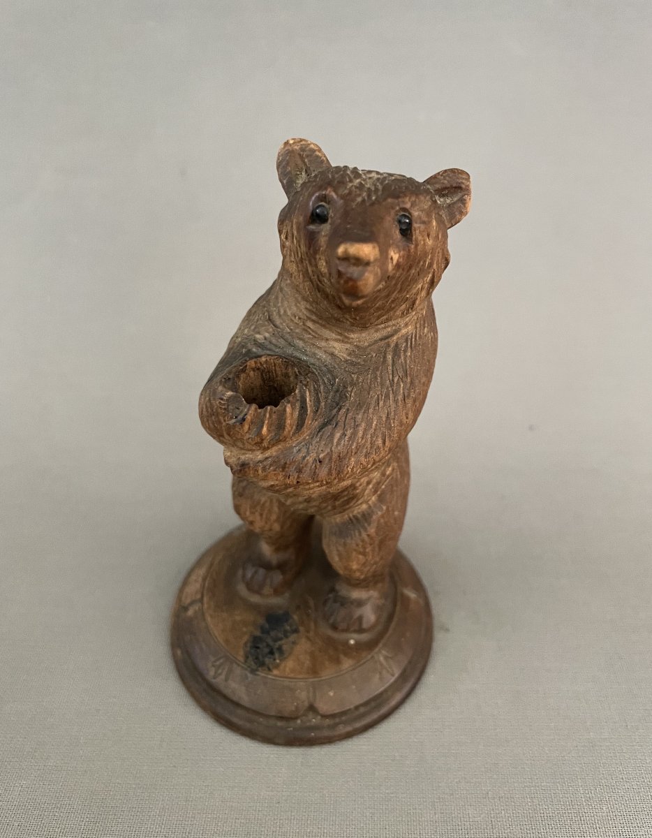 Bear Holding A Pen, Black Forest-photo-2