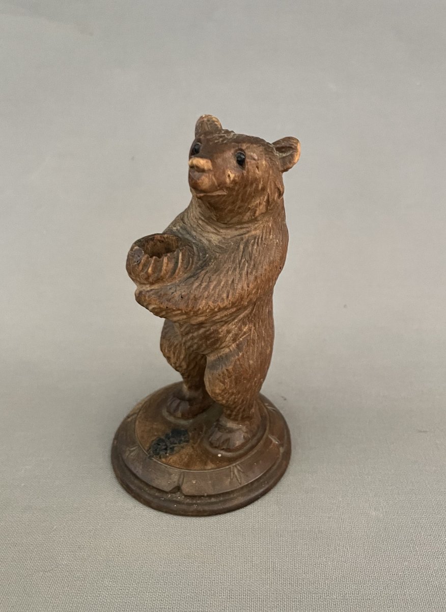 Bear Holding A Pen, Black Forest-photo-3