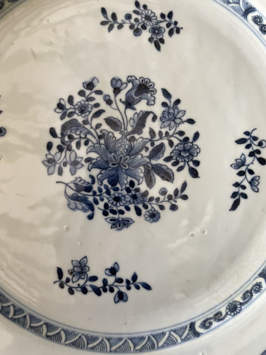 Plat chinois en porcelaine, Compagnie des Indes, XVIIIe-photo-2