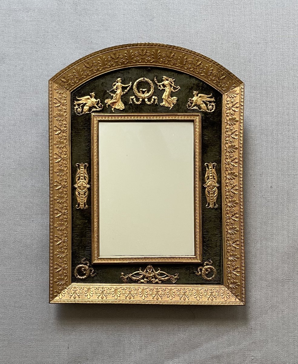 Petit miroir en laiton d'époque Restauration