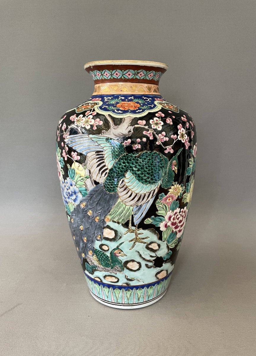 Porcelain Vase, Japan, Late 19th Century