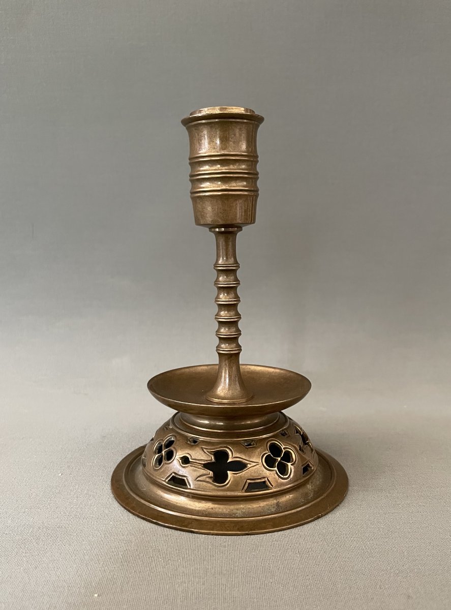 Gothic-style Candleholder-photo-2