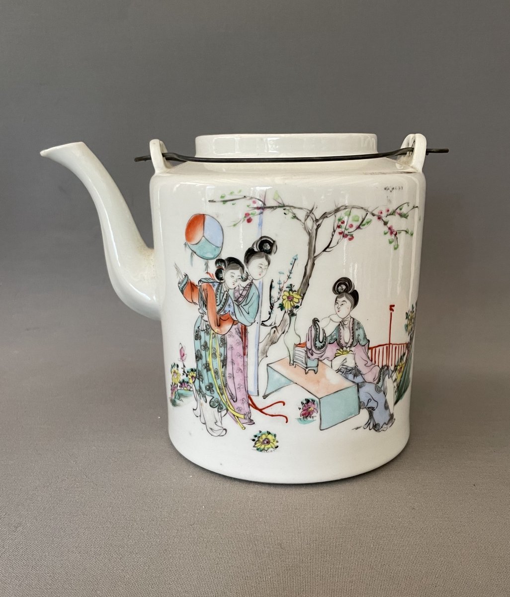 Théière en porcelaine, Chine, début XXe