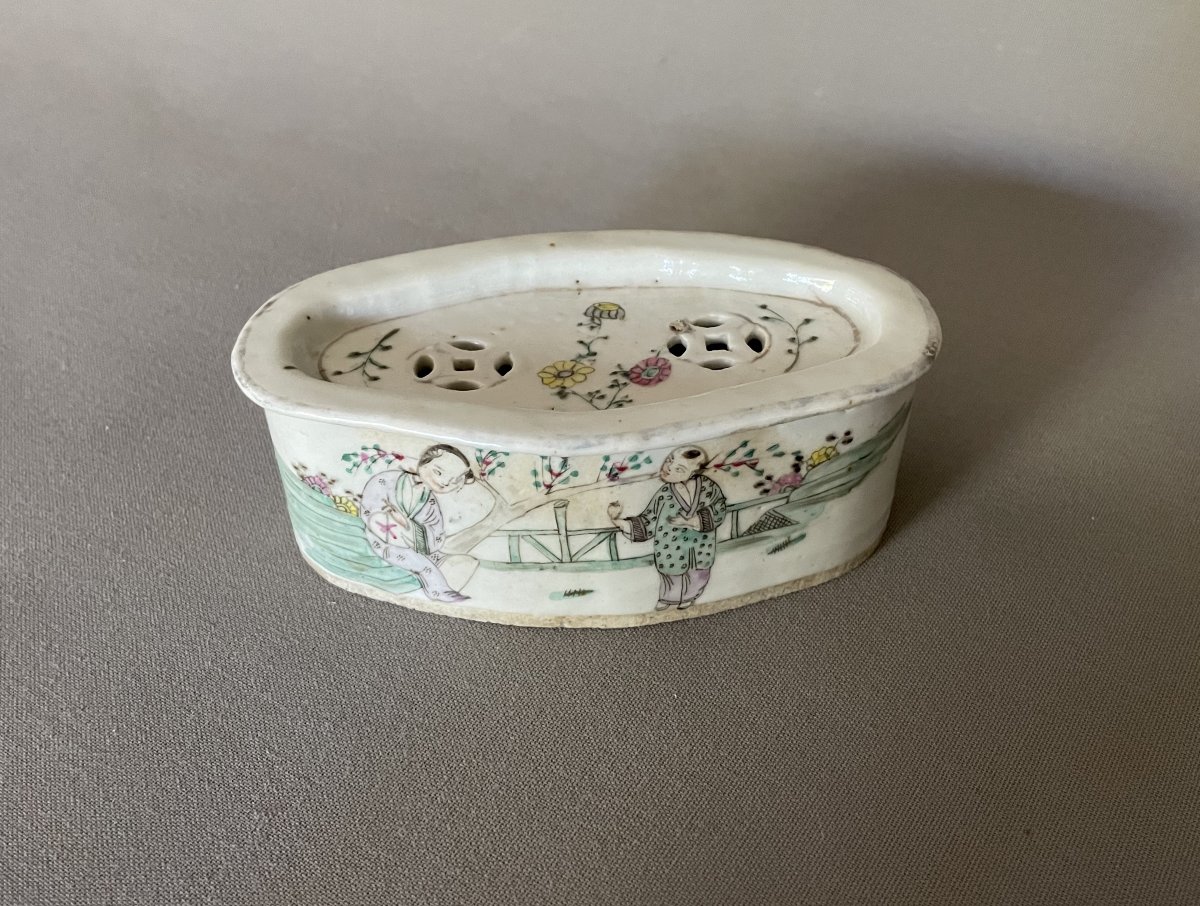 Boite à grillons en porcelaine, Chine, XIXe