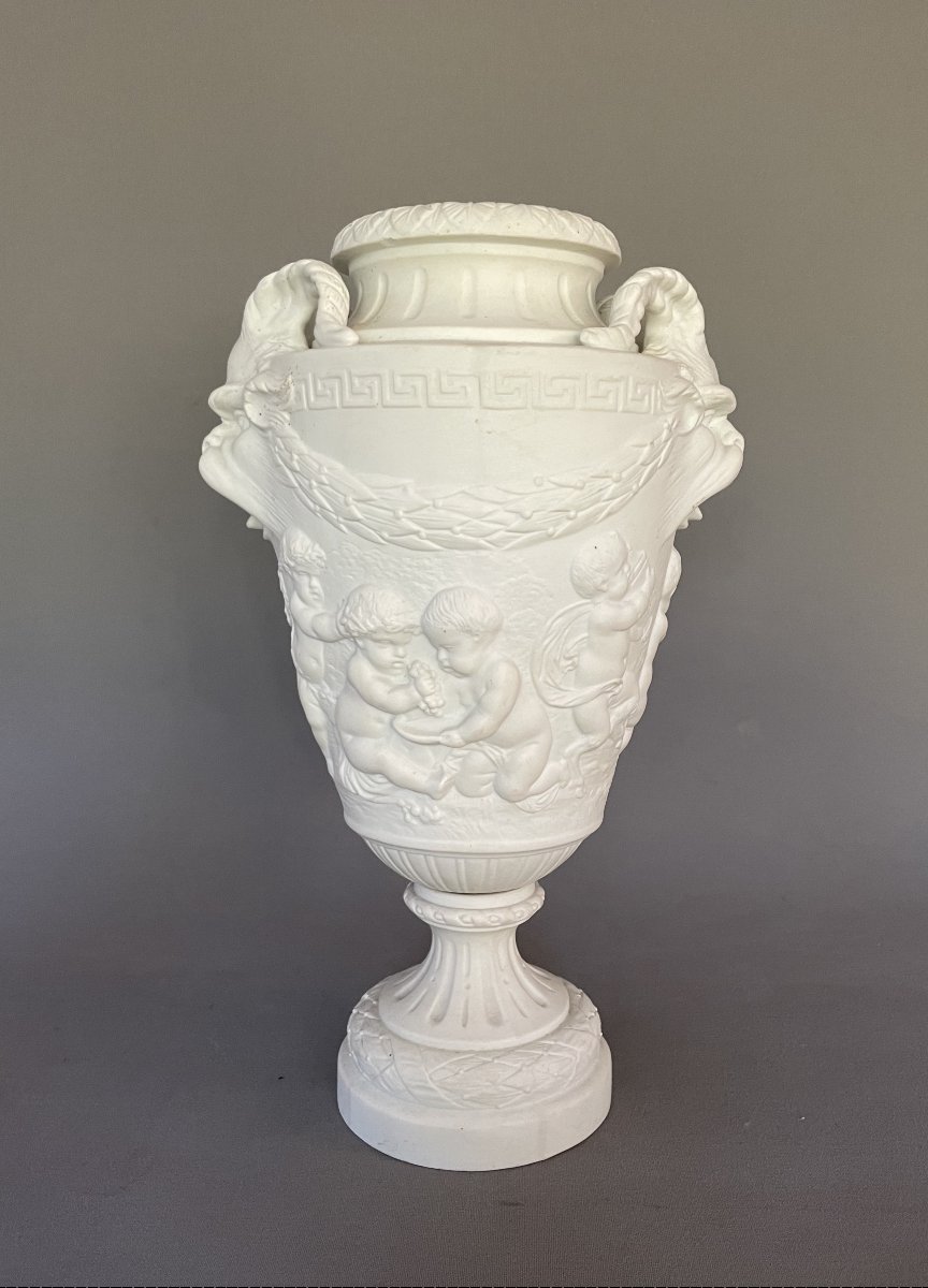 Biscuit-porcelain Vase Decorated With Putti-photo-1