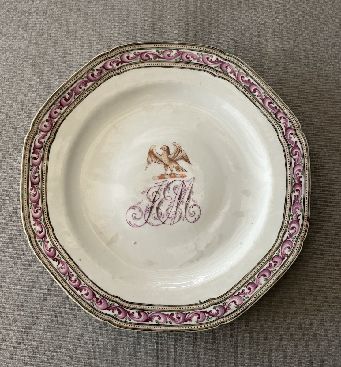 Dutch East India Company, 18th Century, Porcelain Plate