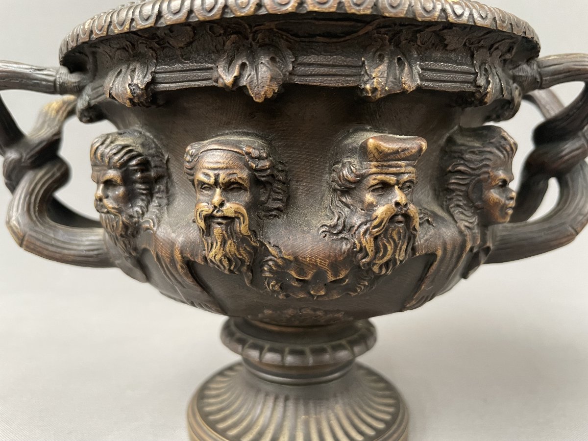 Vase Warwick en bronze-photo-3