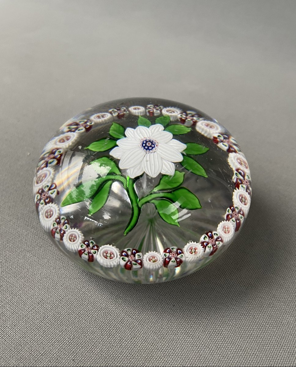 Baccarat Paperweight-photo-2