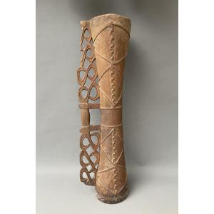 Tambour de cérémonie, Papouasie Nouvelle Guinée