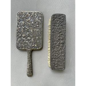 Hand And Brush Face, Asian Silver?