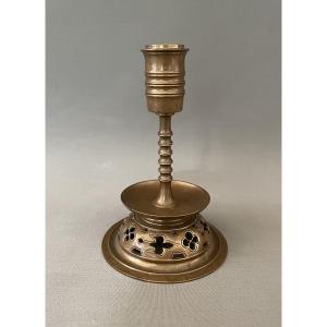 Bougeoir de style gothique