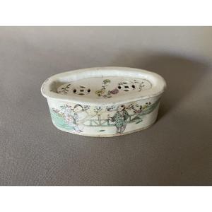 Boite à grillons en porcelaine, Chine, XIXe