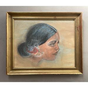 Profil de femme, dessin au pastel