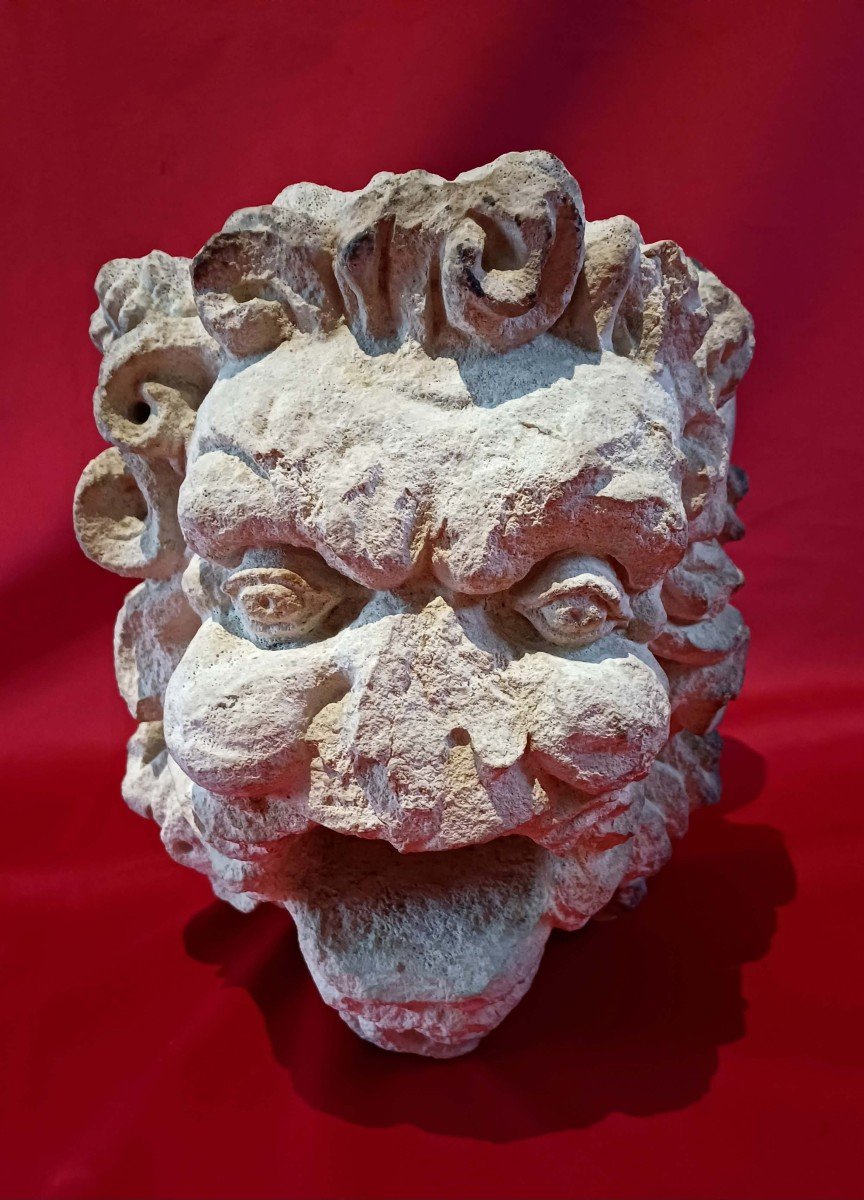 16th Century Lion - Fountain Mascaron Or Gargoyle --photo-4