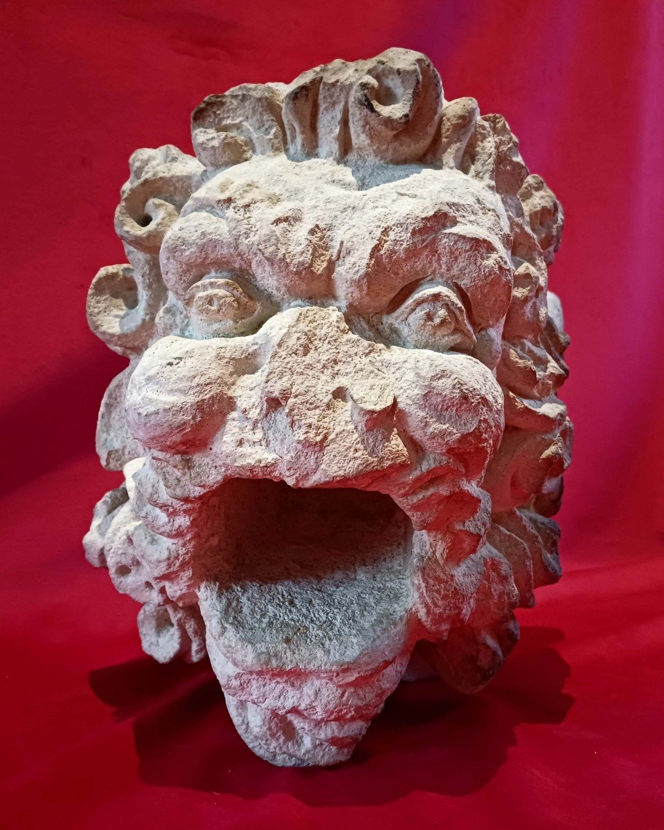 16th Century Lion - Fountain Mascaron Or Gargoyle --photo-6