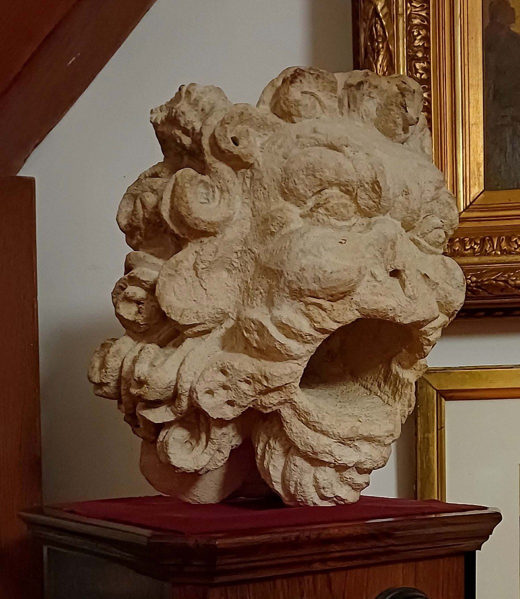 16th Century Lion - Fountain Mascaron Or Gargoyle -