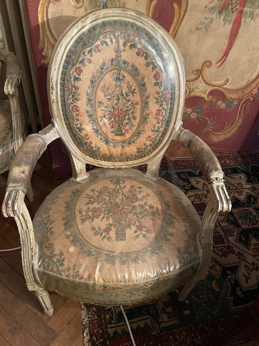 Trois Exceptionnels Fauteuils d'époque Louis XVI- Tapisserie XVIIIème