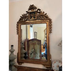 A Beautiful Louis XVI-style Ice Bucket With A Gilded Wood Floral Design