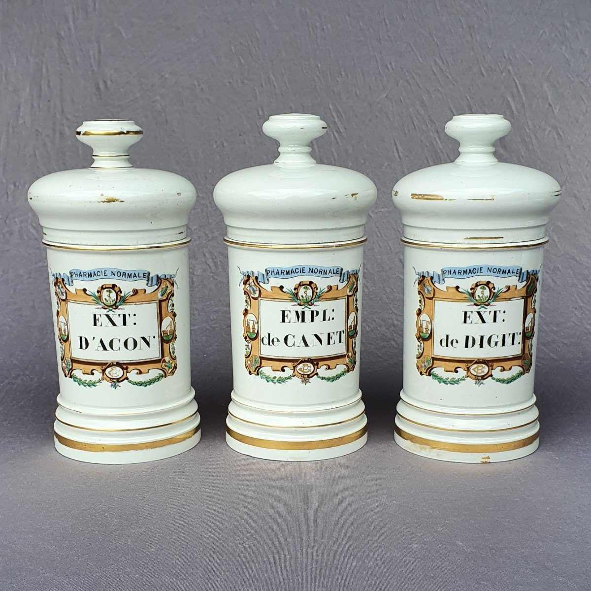 Trois Pots à pharmacie, apothicaire, XIXe siècle, Porcelaine de Limoges, A Collin Paris, Lot 1