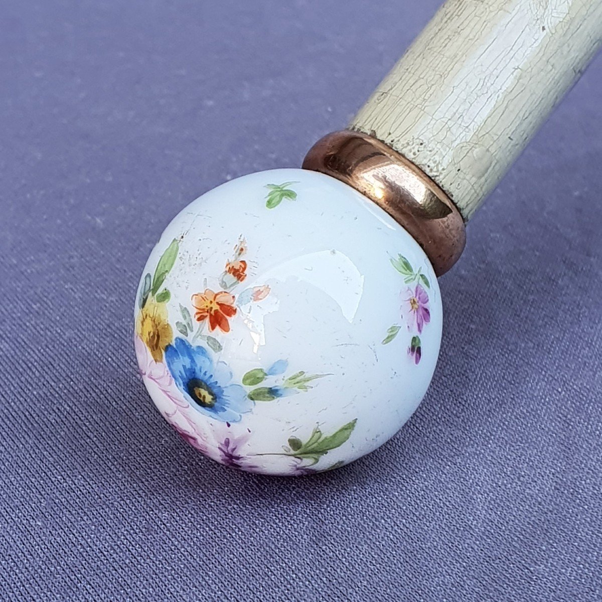 Ombrelle 1900, porcelaine et broderies à décor de papillons-photo-3