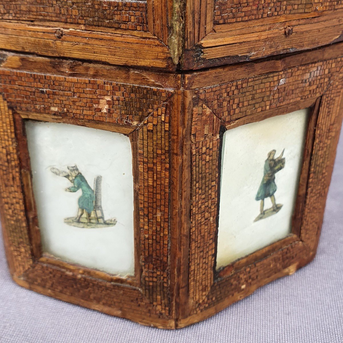 18th Century Straw Marquetry Box On The Theme Of Fashion-photo-4