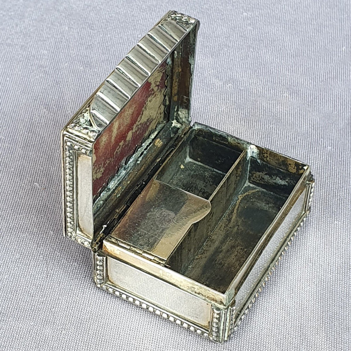 18 Th Century Patch Box With Miniature-photo-2