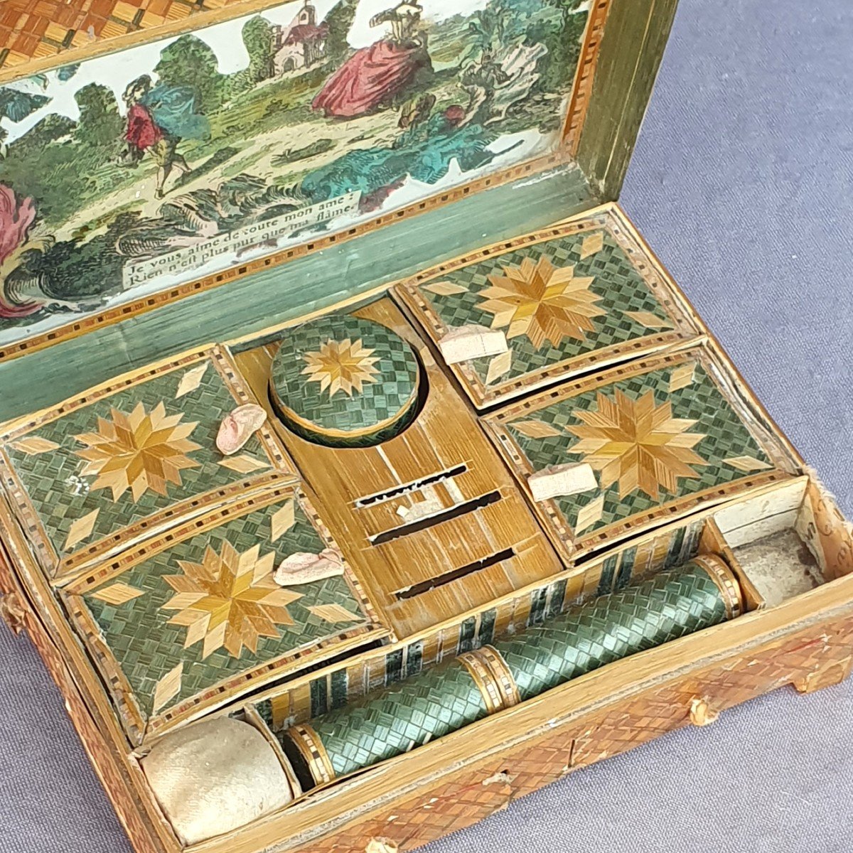 Coffret pour la coiffure en marqueterie de paille, milieu du XVIIIe siècle  "déclaration d'amour"-photo-2