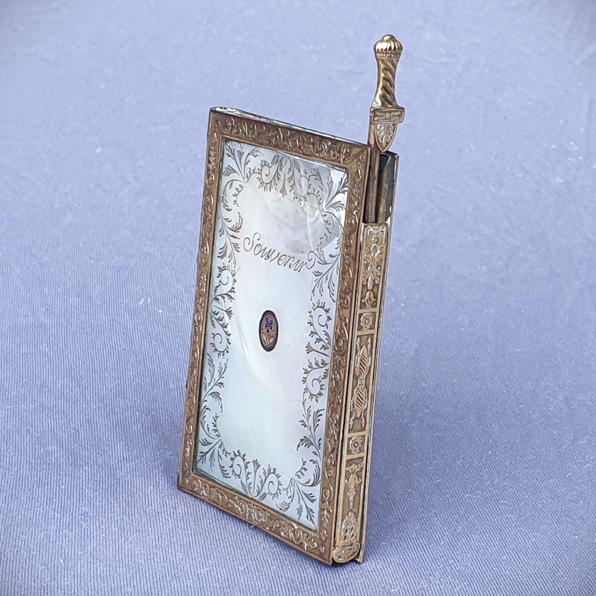 Carnet de bal nacre de 1818, Palais Royal, « souvenir », époque restauration-photo-4