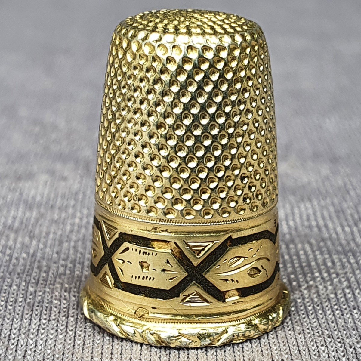 Nécessaire de couture en Vermeil, Tahan , Rue de la Paix, à Paris-photo-8