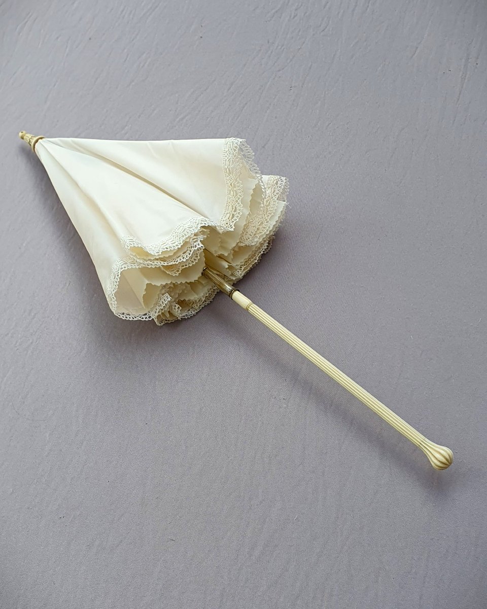 Antique Umbrella, Very Good Condition, Usable For Weddings Or Historical Reenactments, Circa 18-photo-4