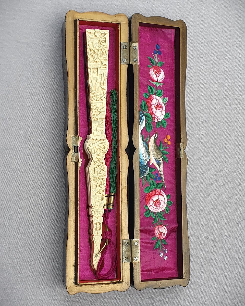 Canton Fan Known As “with A Thousand Faces”, In Its Box, 19th Century China-photo-7