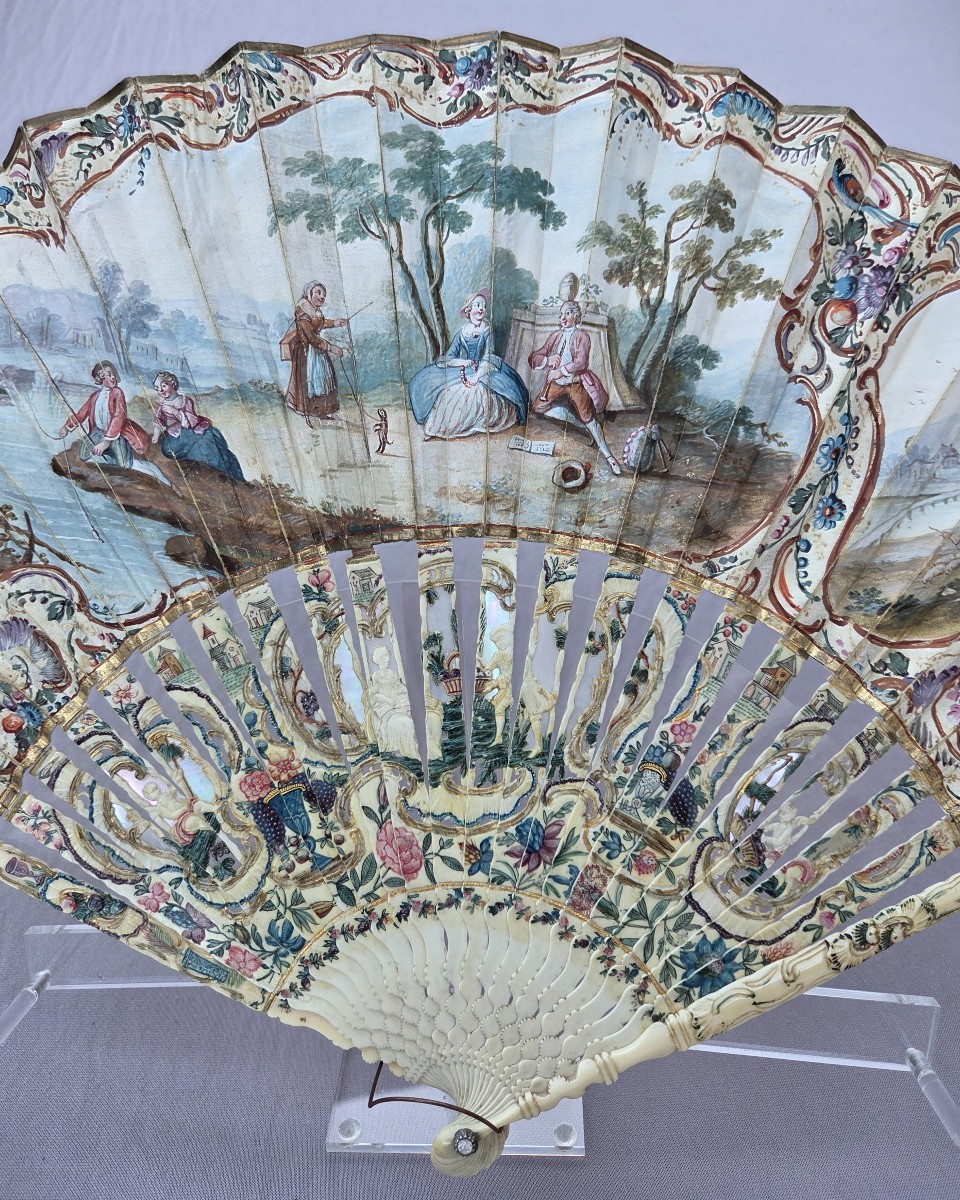 Eventail 18e siècle, « la montreuse de chien », époque Louis XVI