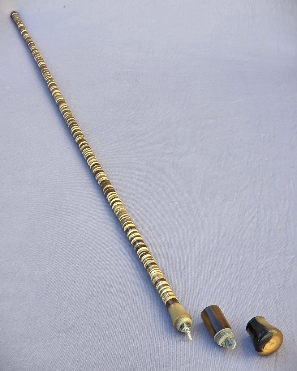 Canne ancienne à système dissimulant un briquet à essence-photo-2