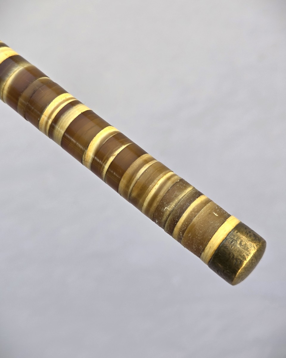 Canne ancienne à système dissimulant un briquet à essence-photo-2