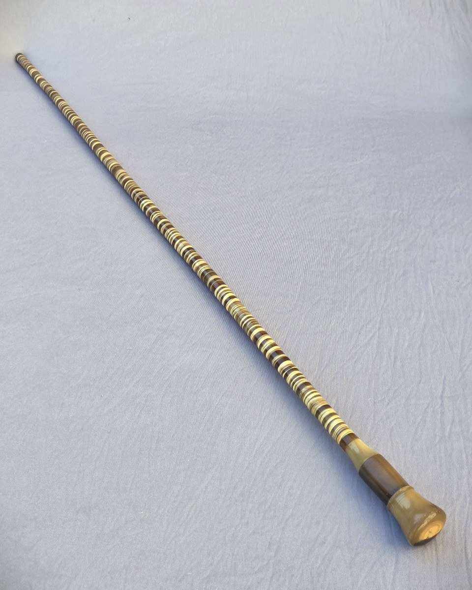 Canne ancienne à système dissimulant un briquet à essence-photo-3