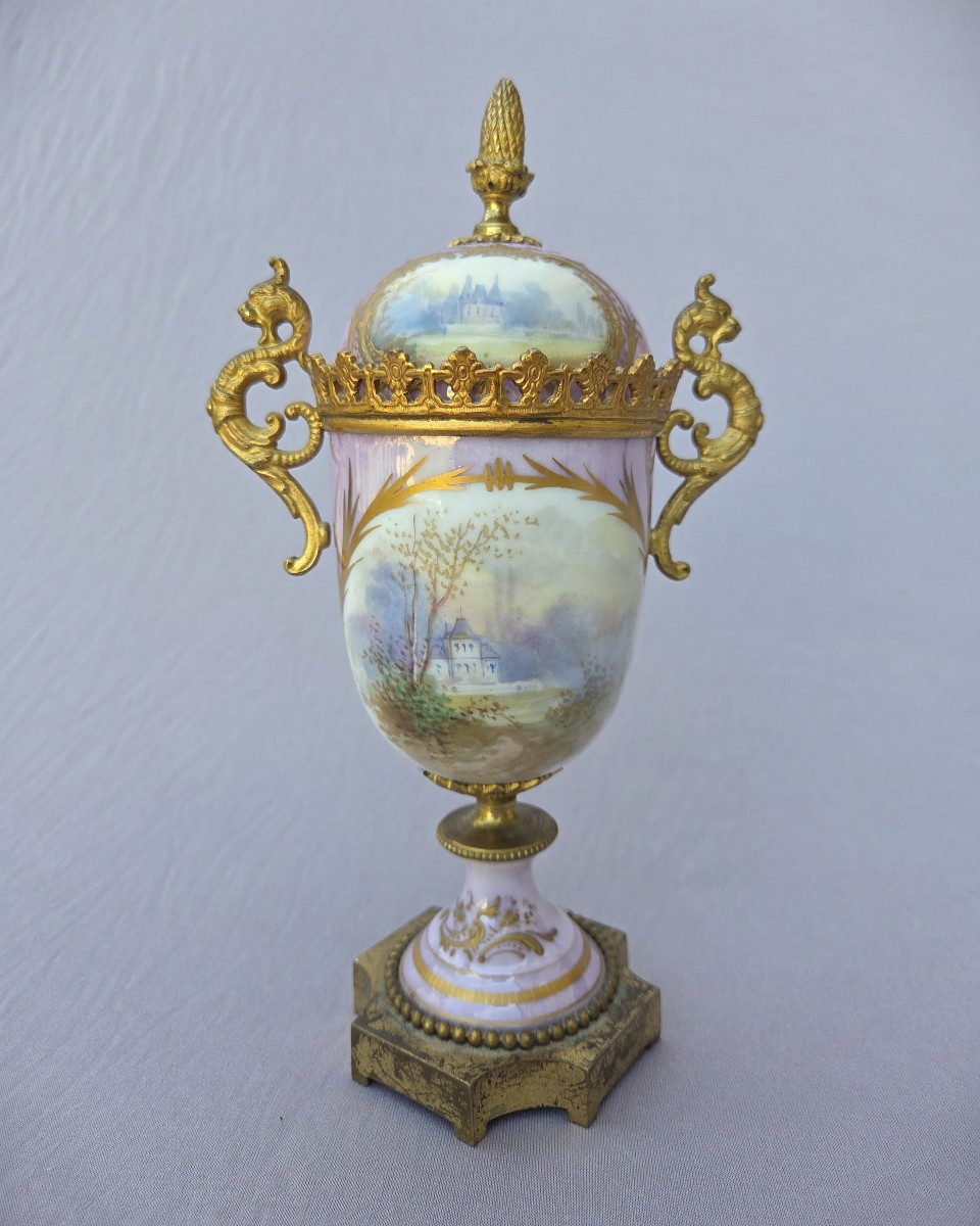 Covered Pot In Sèvres Porcelain And Gilt Bronze, Tuileries Castle-photo-2