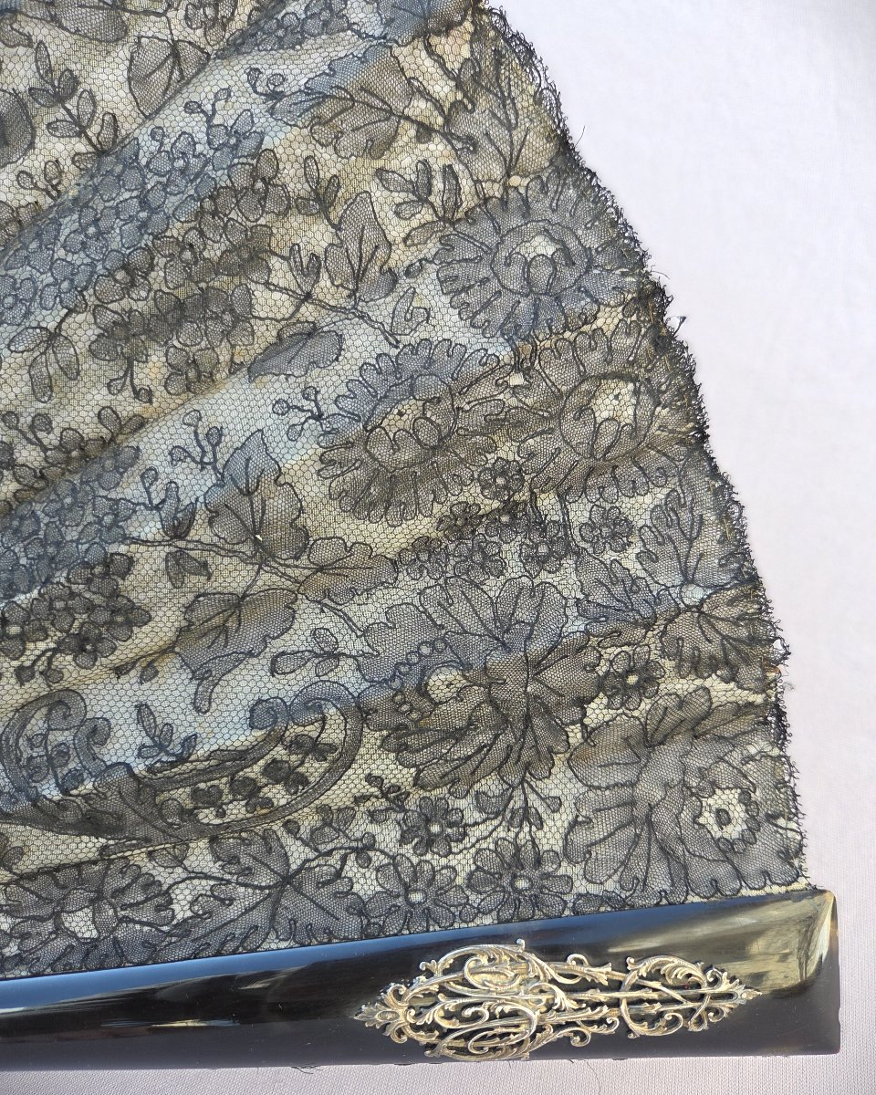 Tortoiseshell And Lace Fan, Silver Figure, 19th Century-photo-2