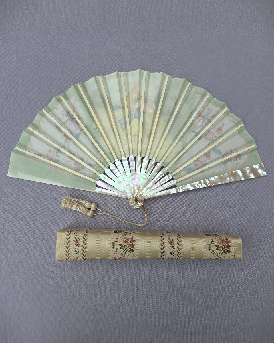 Antique Mother-of-pearl And Gouache Fan On Silk In Its Embroidered Box-photo-4