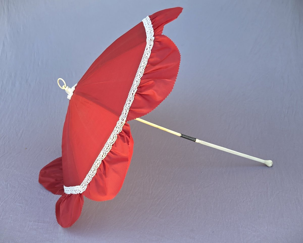 Second Empire Umbrella, Red Silk, Excellent Condition, France, Circa 1850