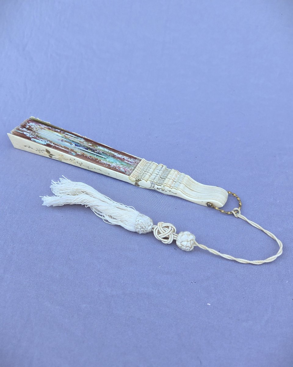 Eventail ancien, vers 1910, feuille en tulle peinte, éventail en parfait état et utilisable-photo-4
