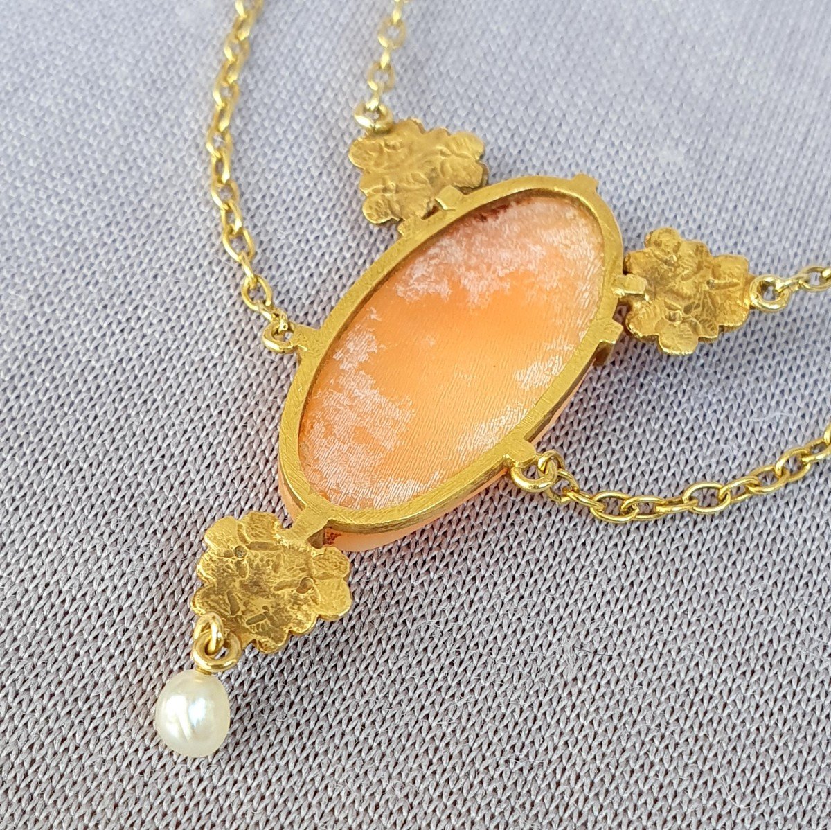 Collier Second Empire or et camée coquille-photo-1