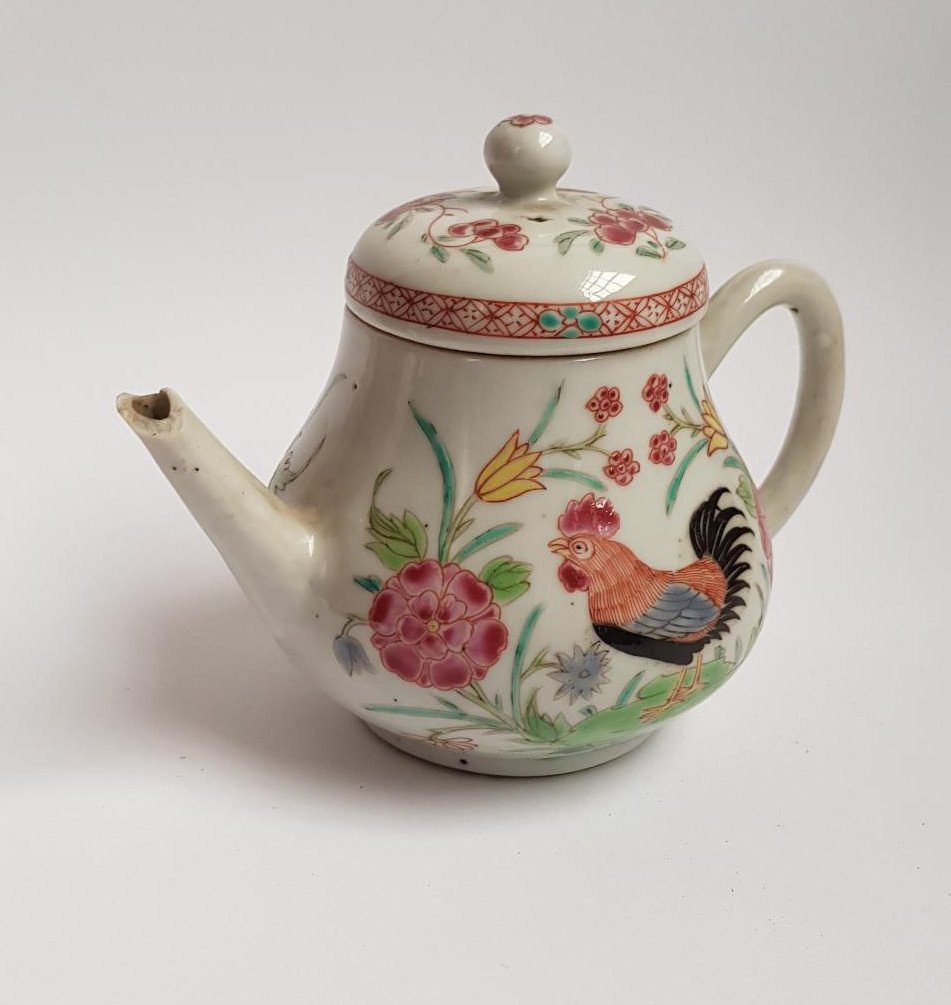 Théière En Porcelaine Chinoise Famille Rose Qianlong Du XVIIIe Siècle  -photo-2