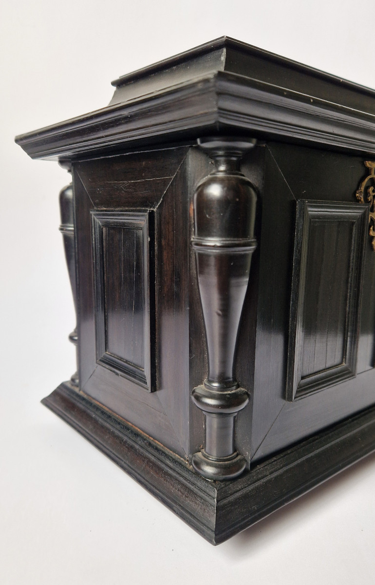 Ebony Table Cabinet With Silver Foil Interior, Antwerp, 17th Century, Circa 1650-photo-1