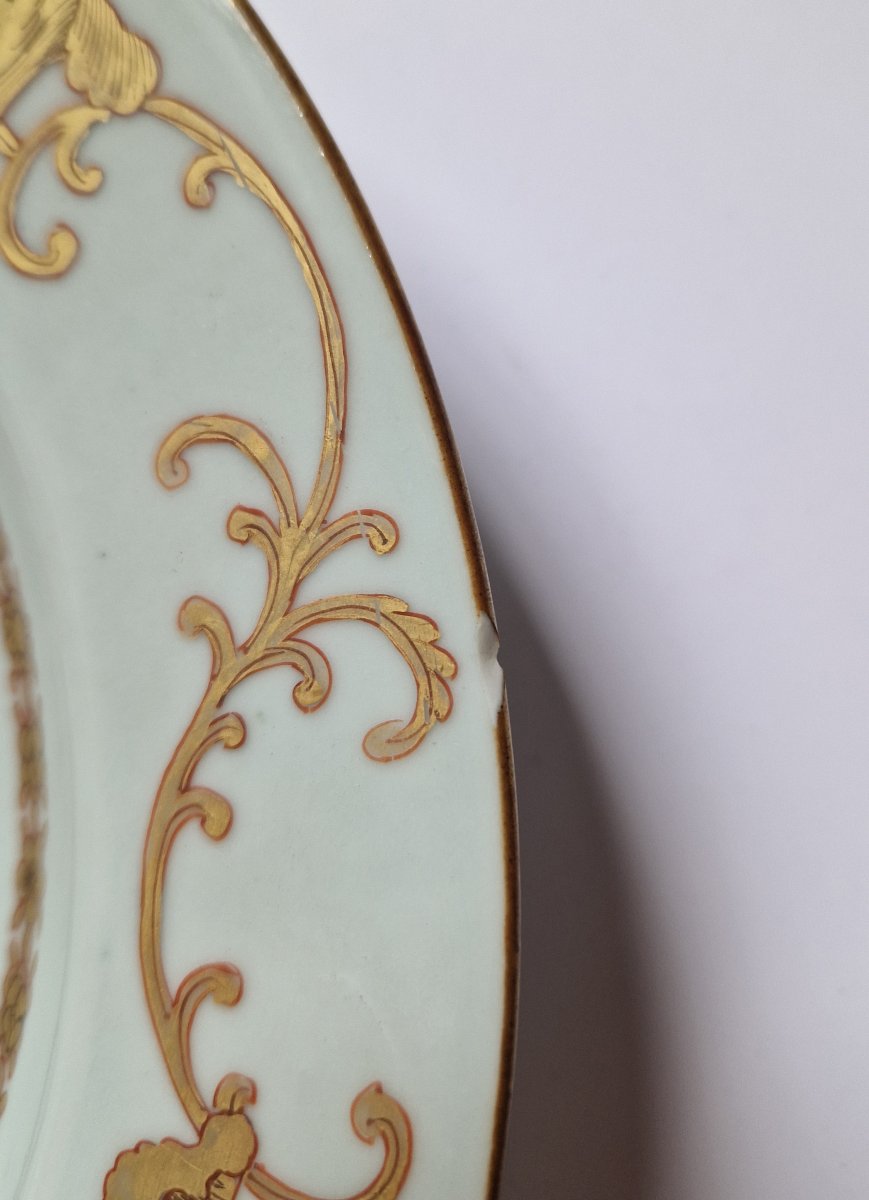 Assiette armoriée en porcelaine d'exportation chinoise pour le marché néerlandais, vers 1745 -photo-2