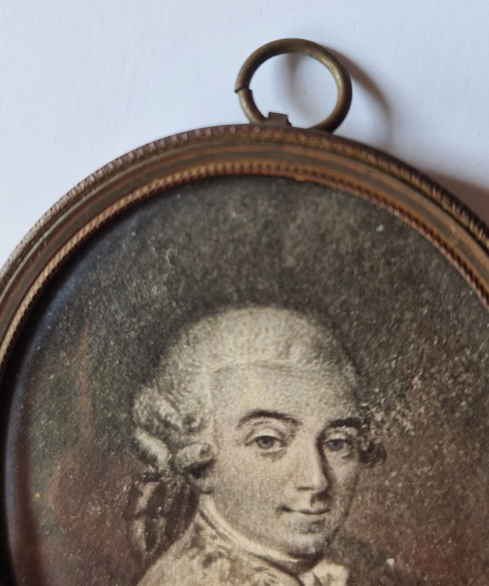 French Or German School, Ca. 1775  Miniature Portrait Of A Gentleman In Grisaille-photo-4