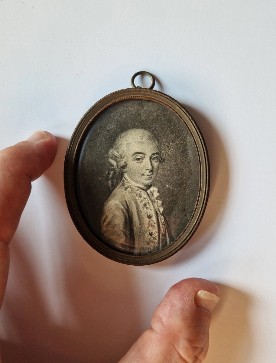 French Or German School, Ca. 1775  Miniature Portrait Of A Gentleman In Grisaille-photo-8