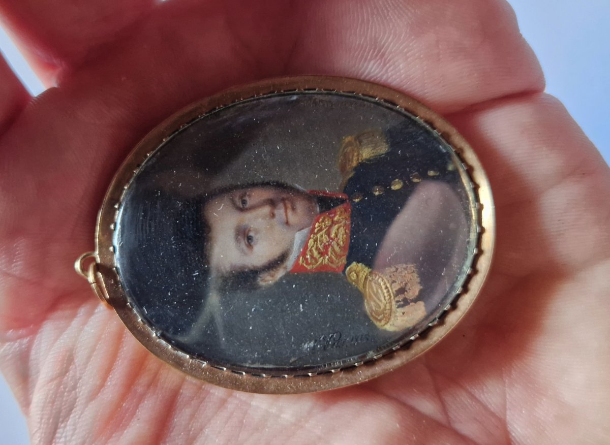 Poortrait en miniature d'officier par François Petit de Villeneuve, daté 1818-photo-4