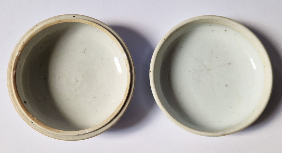Chinese Blue-and-white  Box With Circular Lid, From Ca Mau Wreck, C. 1725-photo-2